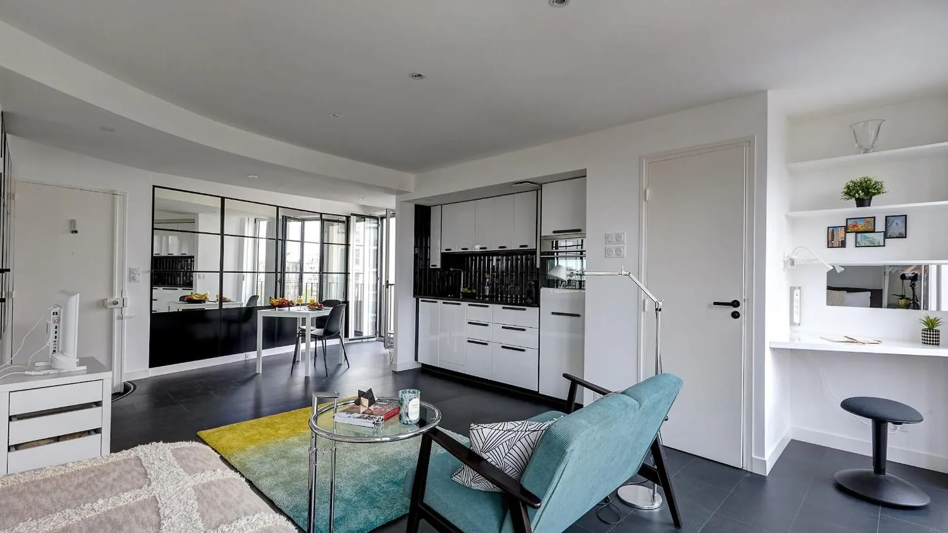 Апартаменты La Seine Cozy 1Br Париж