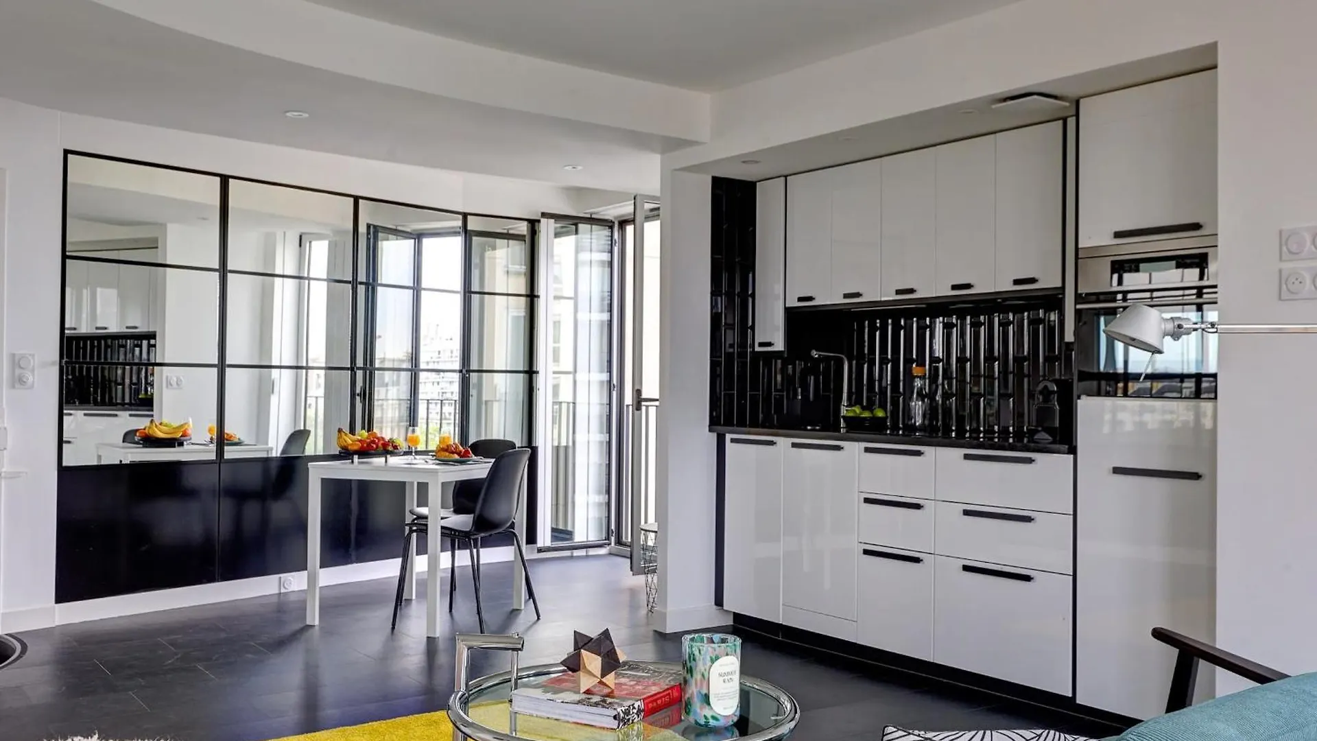 Апартаменты La Seine Cozy 1Br Париж