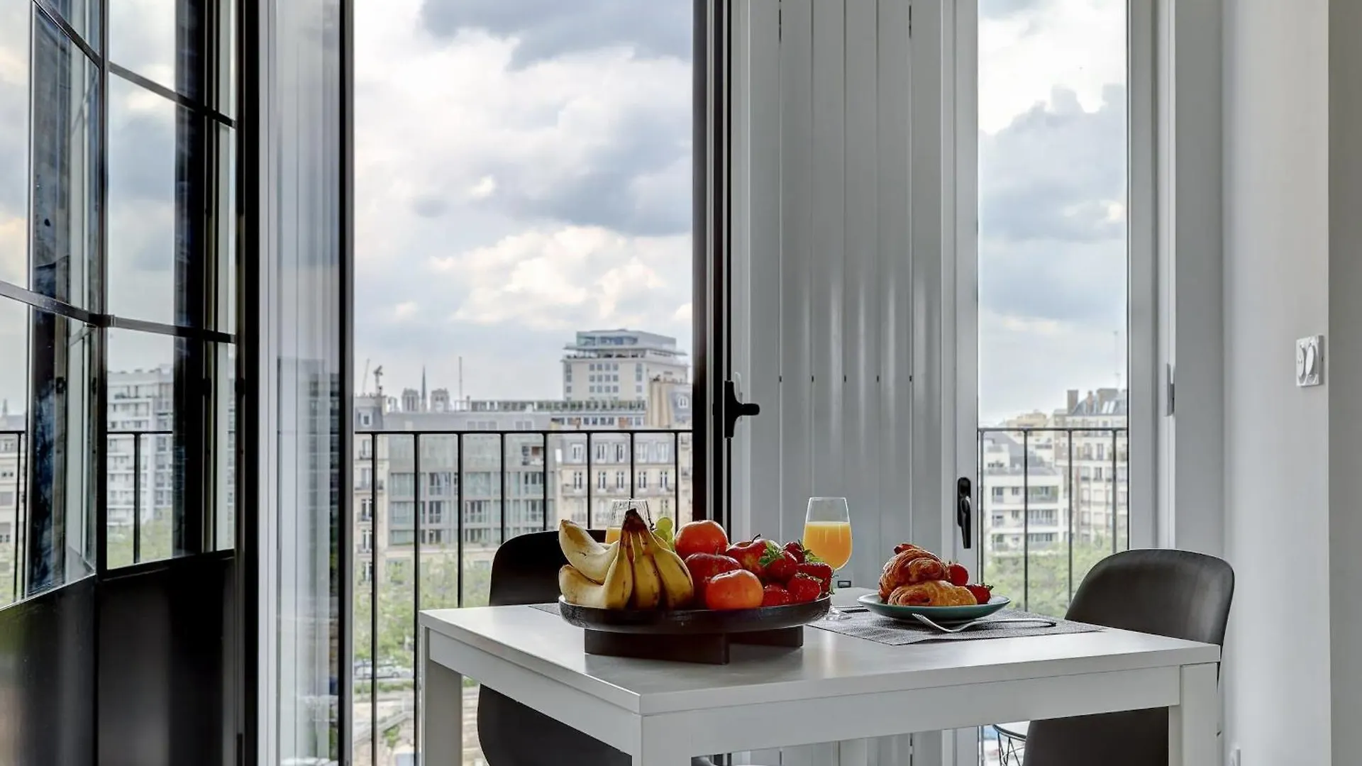 Апартаменты La Seine Cozy 1Br Париж 0*,